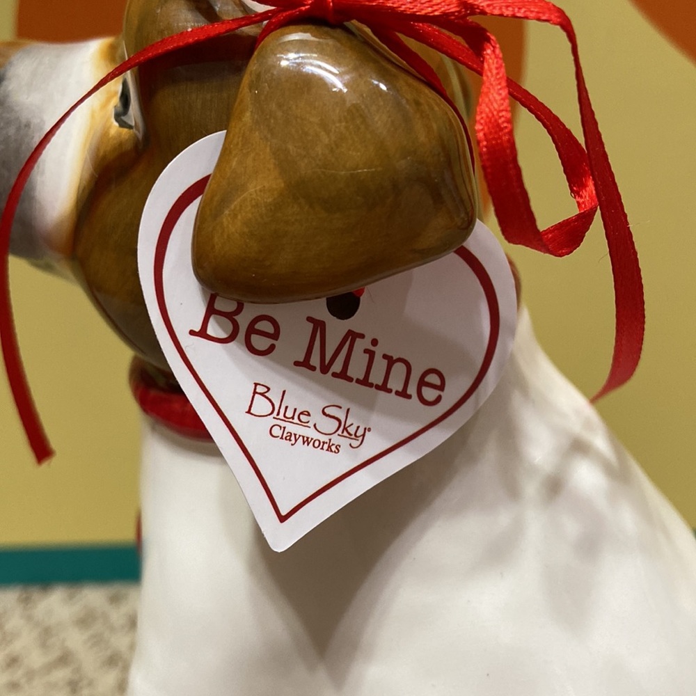 Blue Sky Clayworks “WHITE SWEATER DOG” Figurine - Picture 8 of 8